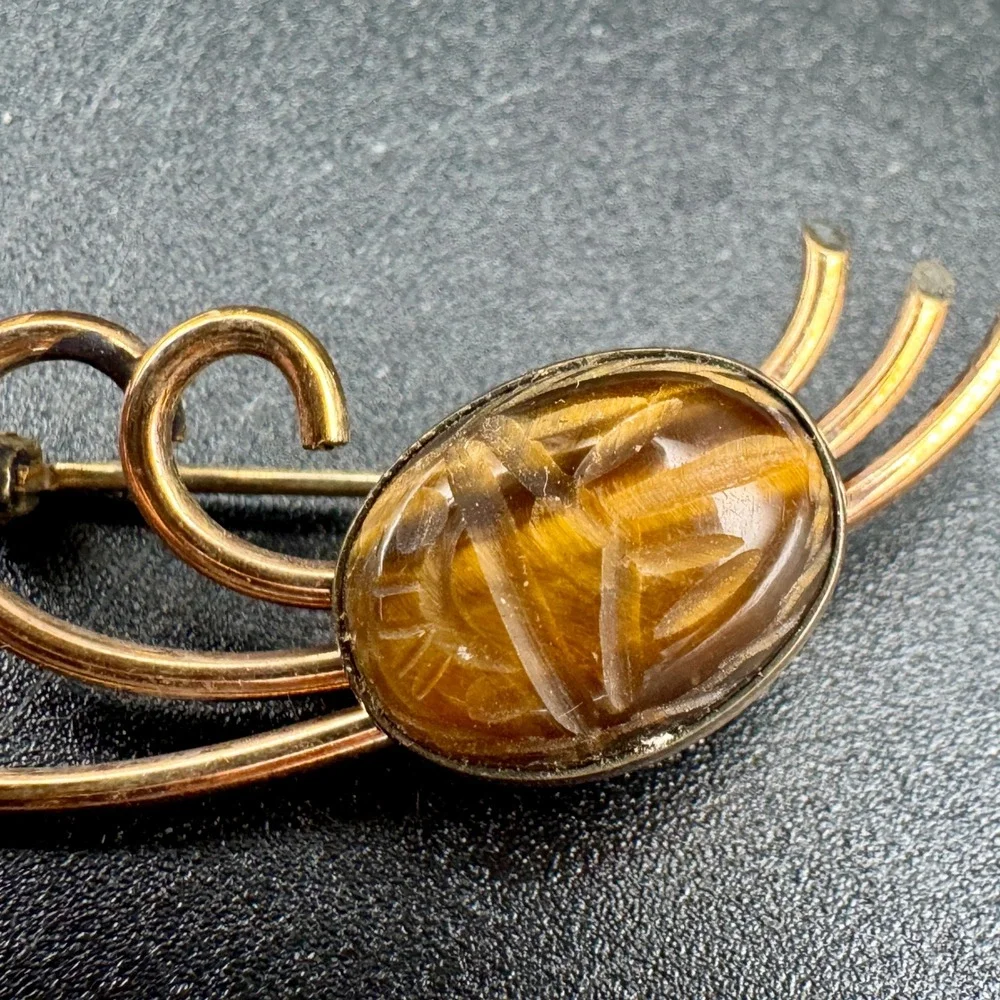 WRE WE Richards 12K Gold‎ Filled Tigers Eye Scarab Brooch VTG Egyptian Revival